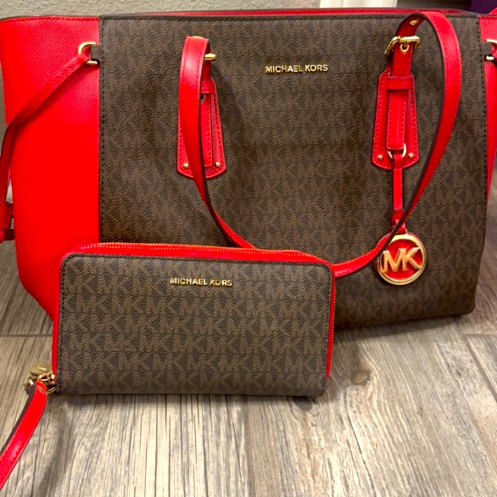 MK bag and wristlet wallet. Used only a few times so great condition.
